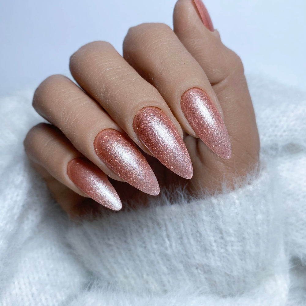 
                  
                    194 - Oyster Ice - Cateye
                  
                