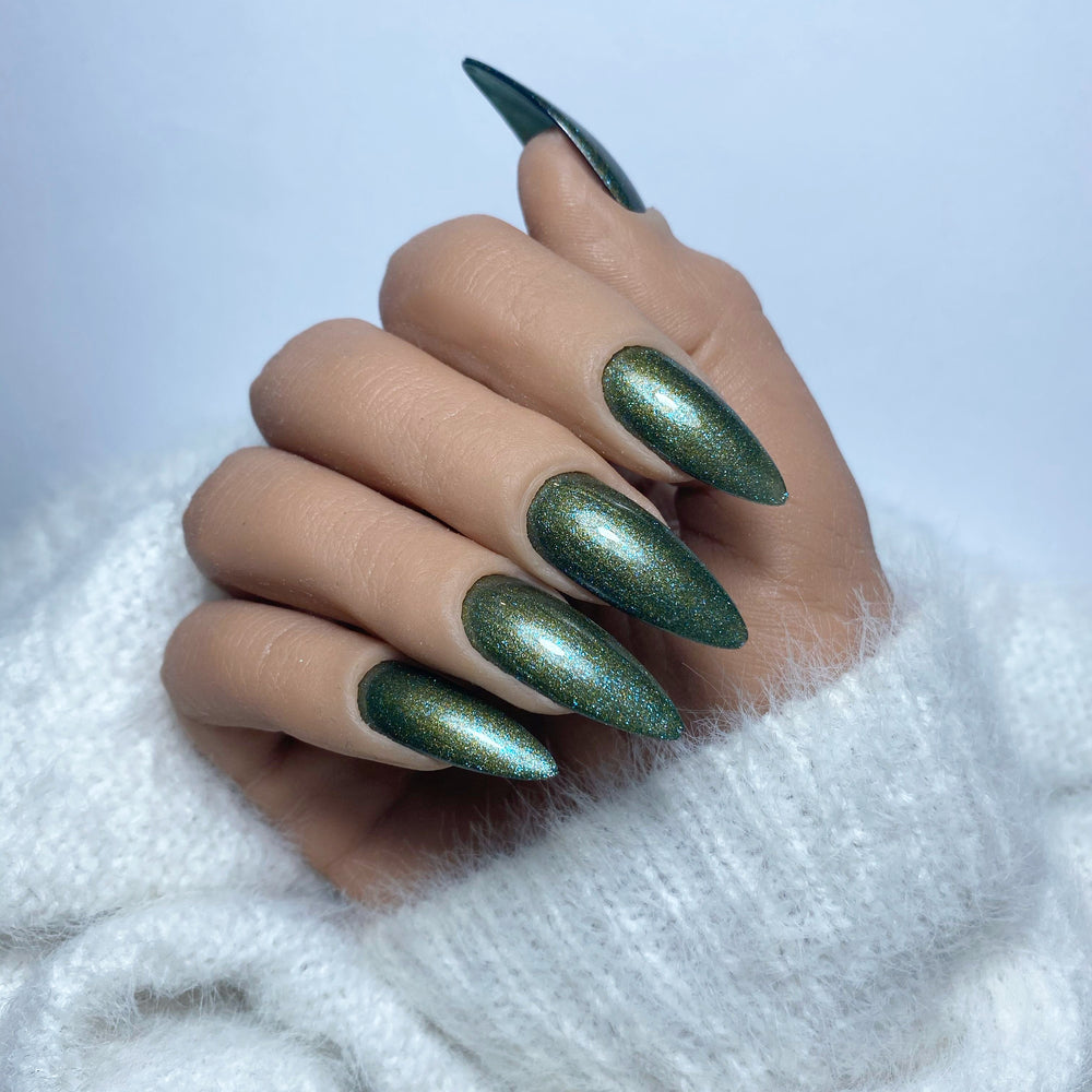 
                  
                    208 - Earthly Eloquence - Cateye
                  
                