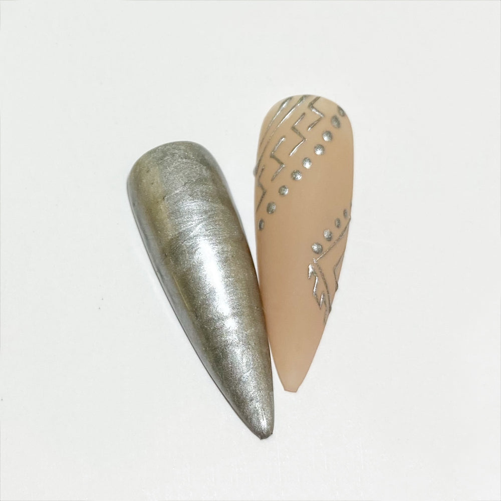 
                  
                    Metallic Nail Art Gel
                  
                